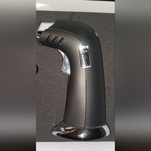 3 flame victory table torch in black